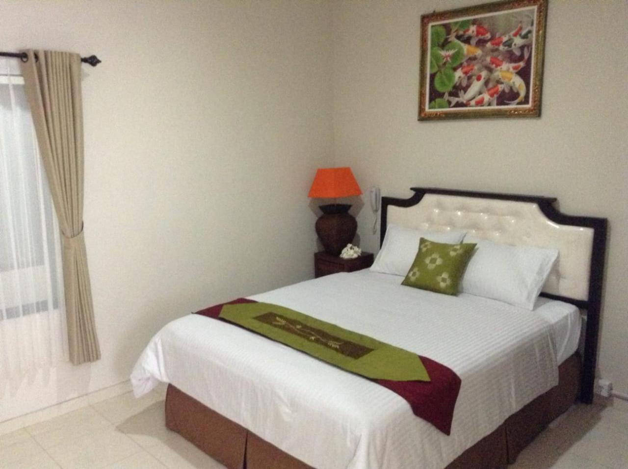 Tuban Torres Accommodation Kuta Lombok Exterior foto